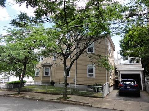 1 Chestnut St, Everett, MA 02149 photo 4