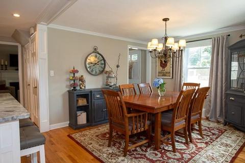 36 Buick St, Springfield, MA 01118 photo 5