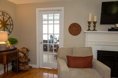 36 Buick St, Springfield, MA 01118 photo 11