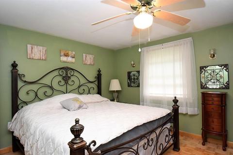 12 Forkey Ave, Worcester, MA 01603 photo 16