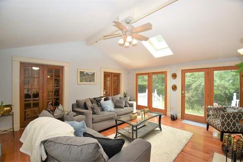 12 Forkey Ave, Worcester, MA 01603 photo 4