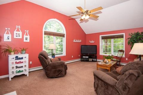 14 Downs Rd, Douglas, MA 01516 photo 4
