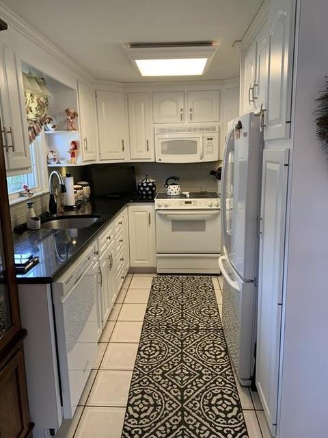 120 Estes St, Everett, MA 02149 photo 4