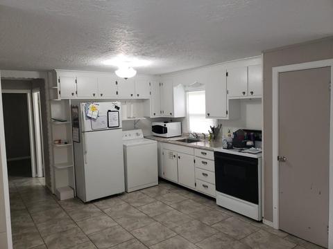 149 Croyden Ter, Springfield, MA 01104 photo 2