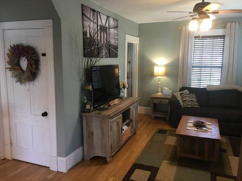 20 Moore St, Chicopee, MA 01013 photo 8