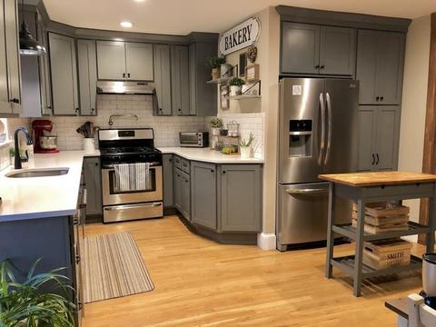 20 Moore St, Chicopee, MA 01013 photo 3