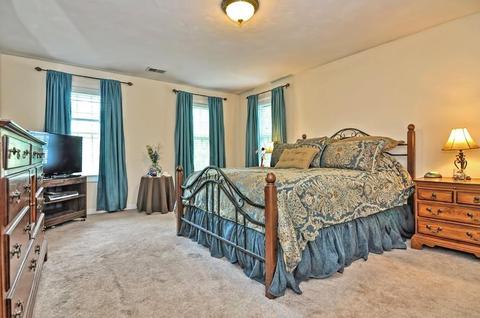 51 Maple St, Raynham, MA 02767 photo 15