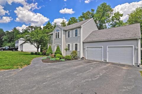 51 Maple St, Raynham, MA 02767 photo 2