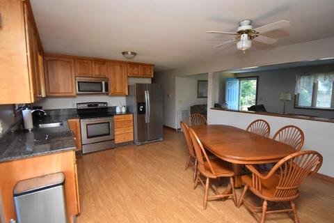45 Plain St, Easthampton, MA 01027 photo 8