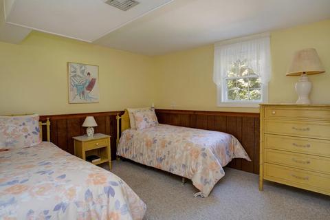 256 Monomoscoy Rd, Mashpee, MA 02649 photo 15
