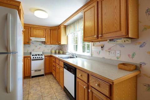 256 Monomoscoy Rd, Mashpee, MA 02649 photo 5