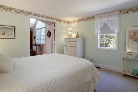 256 Monomoscoy Rd, Mashpee, MA 02649 photo 8