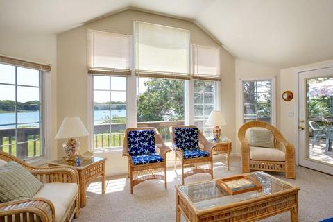 256 Monomoscoy Rd, Mashpee, MA 02649 photo 3