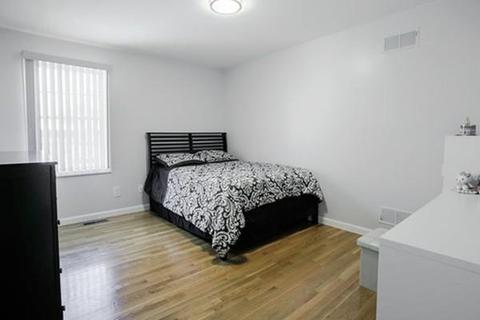 4652 N Main St, Fall River, MA 02720 photo 7