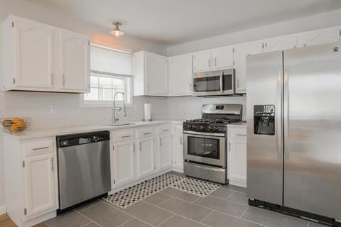 4652 N Main St, Fall River, MA 02720 photo 2