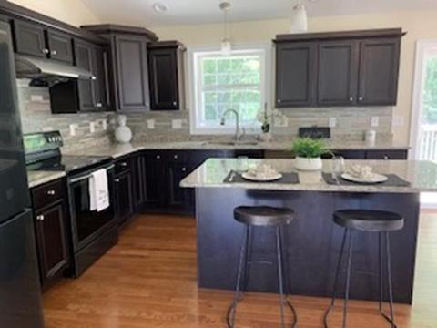 21 Arbutus St, Worcester, MA 01604 photo 3