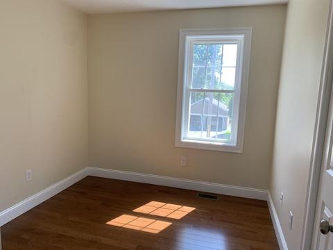21 Arbutus St, Worcester, MA 01604 photo 6