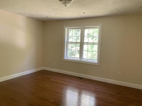 21 Arbutus St, Worcester, MA 01604 photo 5