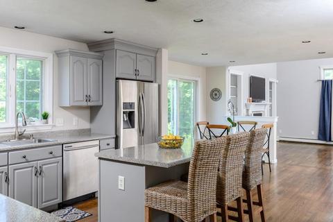 362 High St, Hanson, MA 02341 photo 5