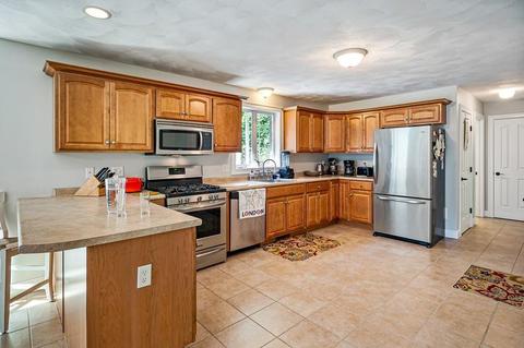 20 Regency Dr, Dracut, MA 01826 photo 5