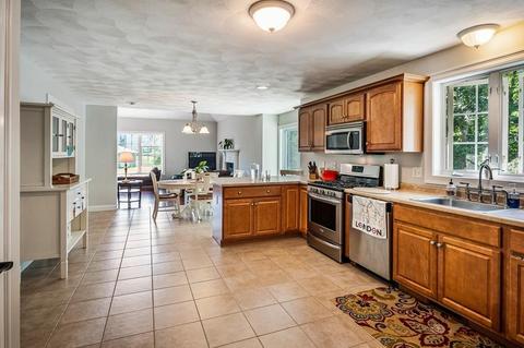 20 Regency Dr, Dracut, MA 01826 photo 6