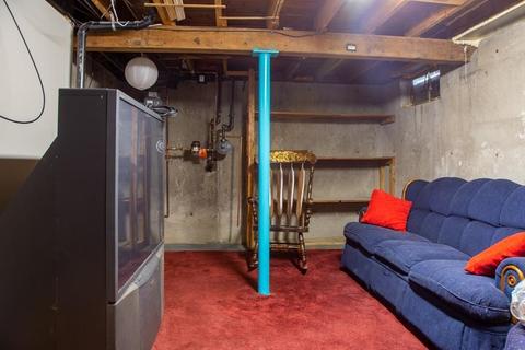 172 Westbrook Dr, Springfield, MA 01129 photo 23