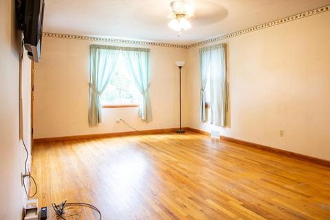 172 Westbrook Dr, Springfield, MA 01129 photo 7