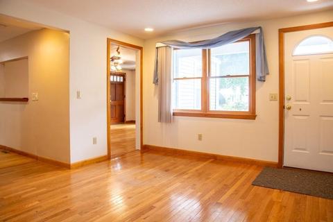 172 Westbrook Dr, Springfield, MA 01129 photo 9