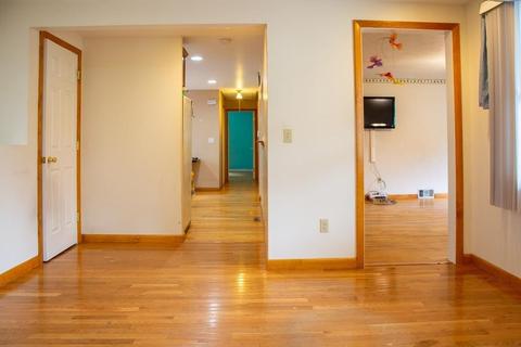 172 Westbrook Dr, Springfield, MA 01129 photo 11