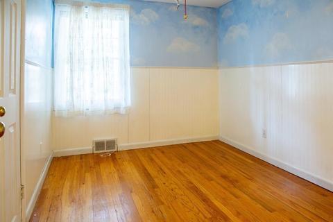 172 Westbrook Dr, Springfield, MA 01129 photo 14