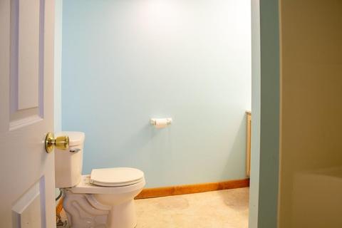 172 Westbrook Dr, Springfield, MA 01129 photo 19