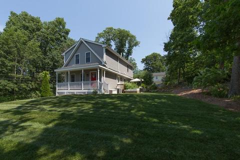 7 Como Dr, Attleboro, MA 02703 photo 2