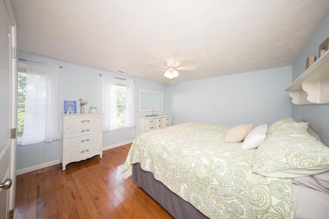7 Como Dr, Attleboro, MA 02703 photo 10