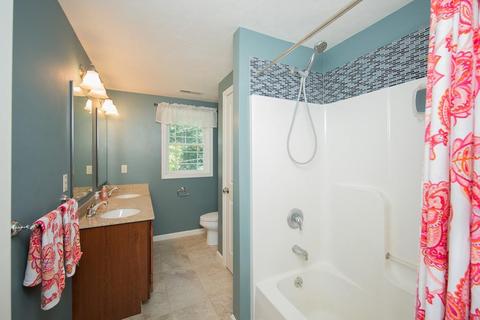 7 Como Dr, Attleboro, MA 02703 photo 16