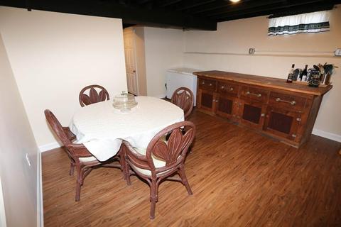 33 Sandra Ave, Chicopee, MA 01020 photo 22