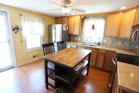 33 Sandra Ave, Chicopee, MA 01020 photo 6