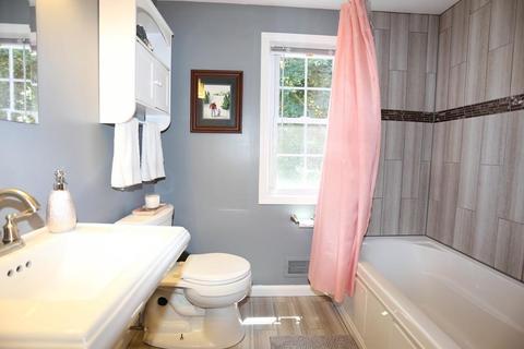33 Sandra Ave, Chicopee, MA 01020 photo 21