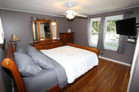 33 Sandra Ave, Chicopee, MA 01020 photo 12