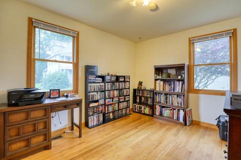 32 Clark St, Chicopee, MA 01013 photo 7