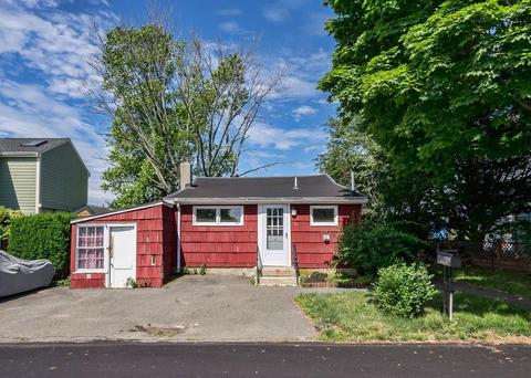 11 Tibbetts Ave, Danvers, MA 01923 photo 14