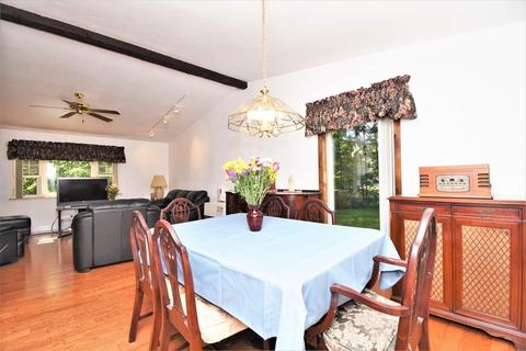 12 Maxwell, Derry, NH 03038 photo 16