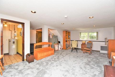 12 Maxwell, Derry, NH 03038 photo 25