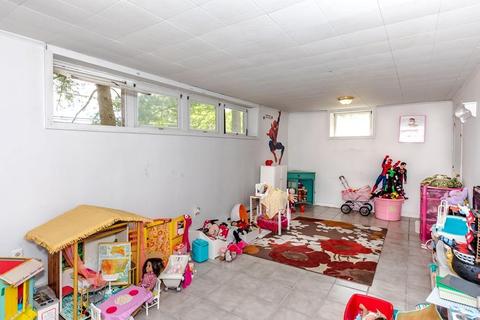 269 Great Rd, Maynard, MA 01754 photo 13