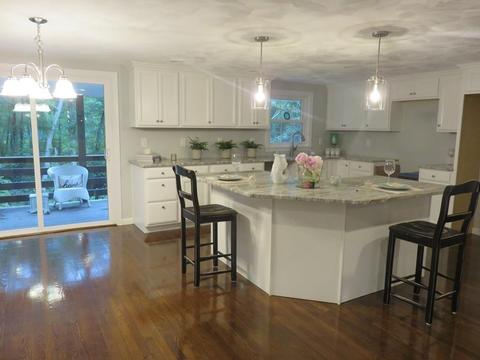 2 Lois Dr, Walpole, MA 02081 photo 3