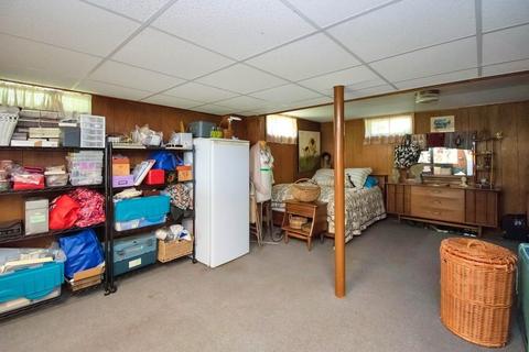 127 Cobb Ave, Chicopee, MA 01013 photo 17