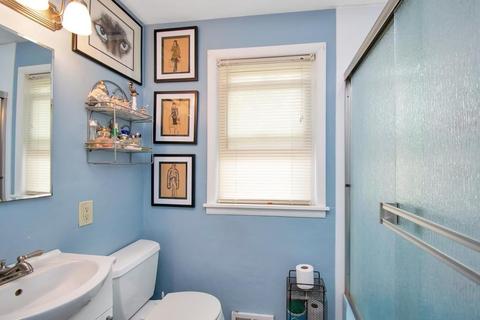 127 Cobb Ave, Chicopee, MA 01013 photo 9