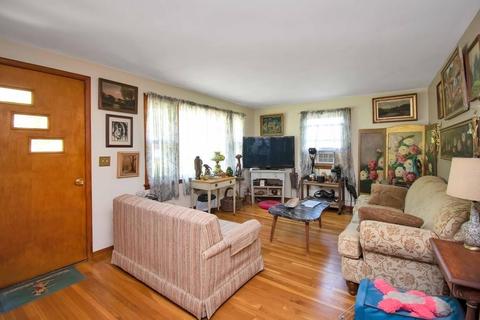 127 Cobb Ave, Chicopee, MA 01013 photo 6