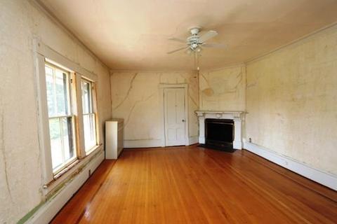 140 Oak St, Springfield, MA 01151 photo 15