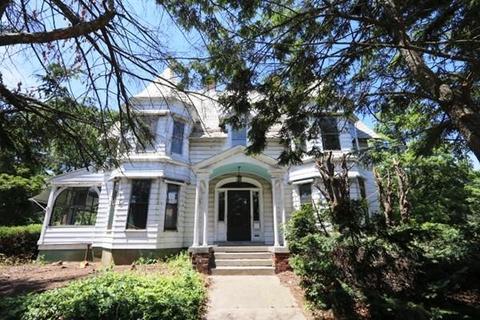140 Oak St, Springfield, MA 01151 photo 2