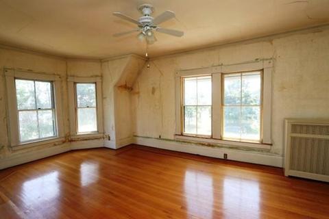 140 Oak St, Springfield, MA 01151 photo 16